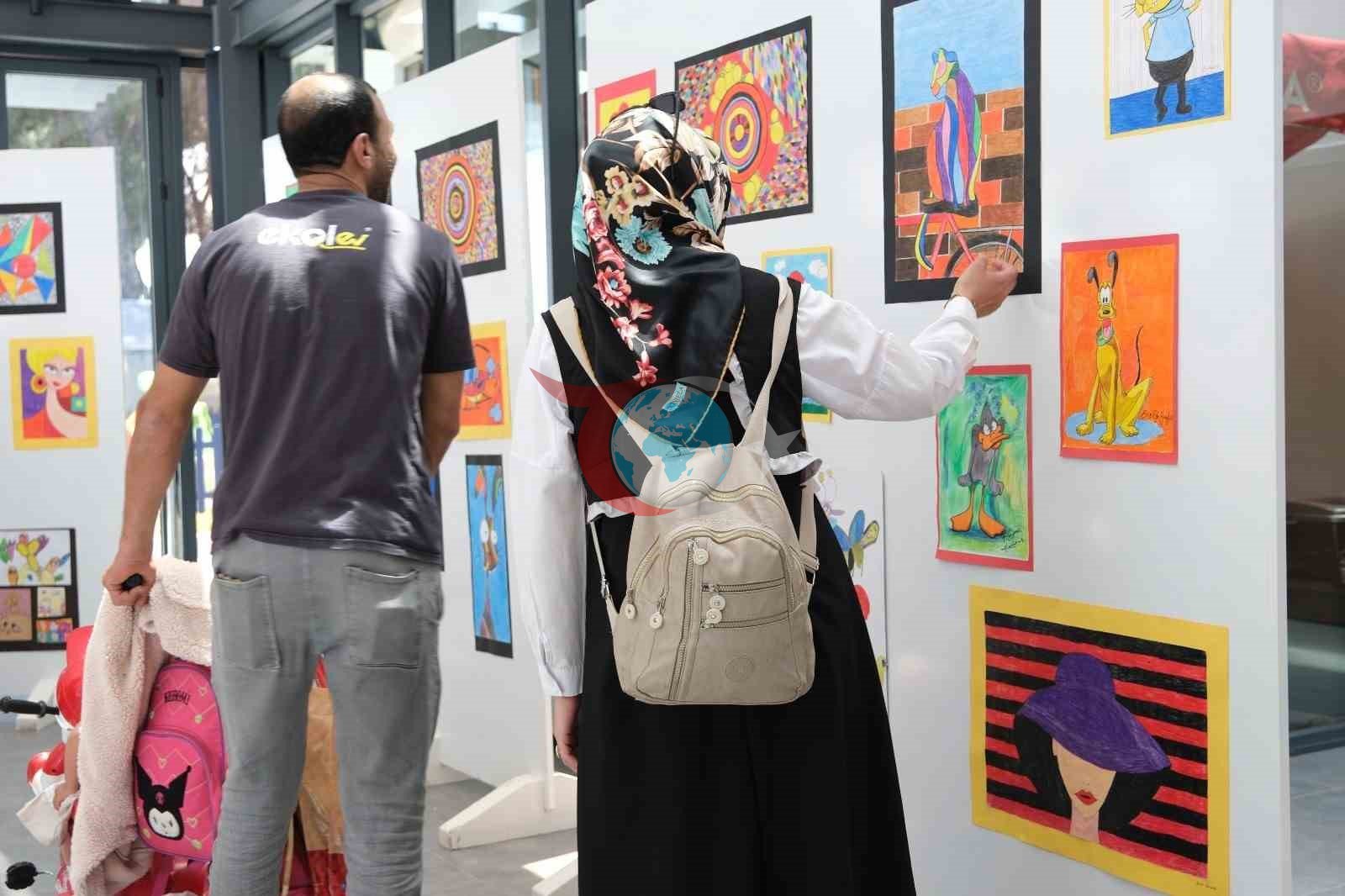 Aydın'da Otizmli Öğrencilerin Sanat Eserleri Takdir Topladı