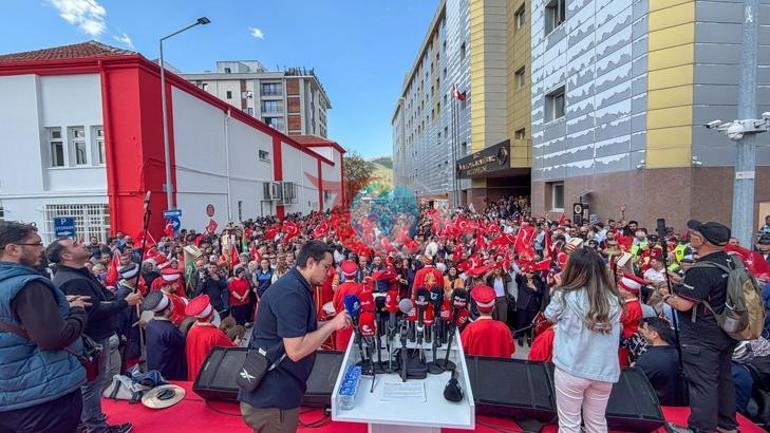Afyonkarahisar Belediye Başkanı Burcu Köksal’a mehterli karşılama