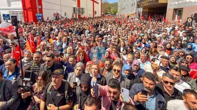 Afyonkarahisar Belediye Başkanı Burcu Köksal’a mehterli karşılama