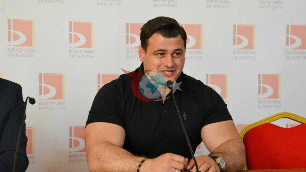 Dünya Şampiyonu Rıza Kayaalp, Bilecik'te Gençlerle Buluştu