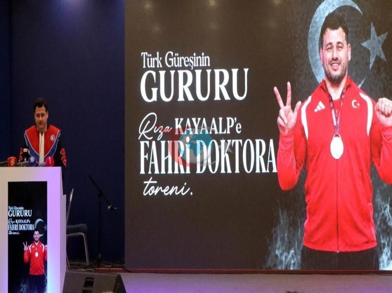 Milli güreşçi Rıza Kayaalpe fahri doktora unvanı
