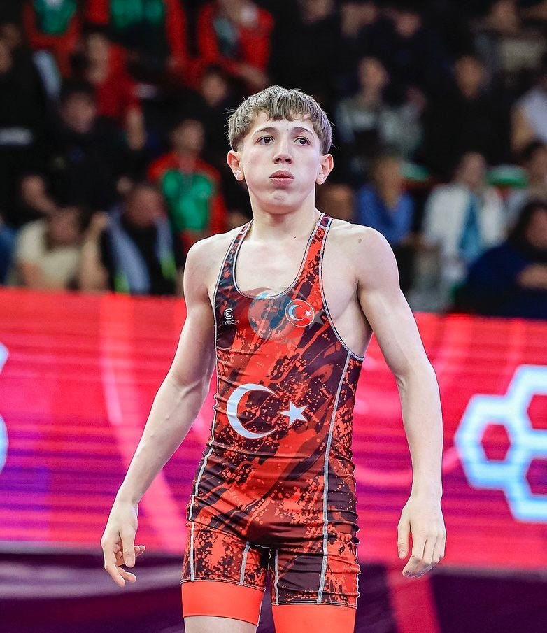 Ömer Arslan, U17 Avrupa Güreş Şampiyonası'nda Bronz Aldı