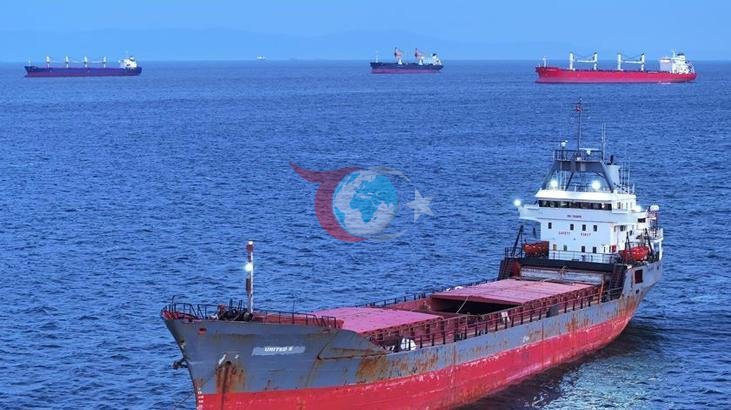 İran'dan Hürmüz Boğazı Mesajı: Haklarımız Belirlendi