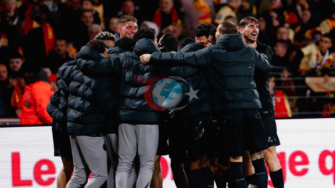 PSG, Fransa Ligue 1'de 14. Şampiyonluğunu Garantiledi