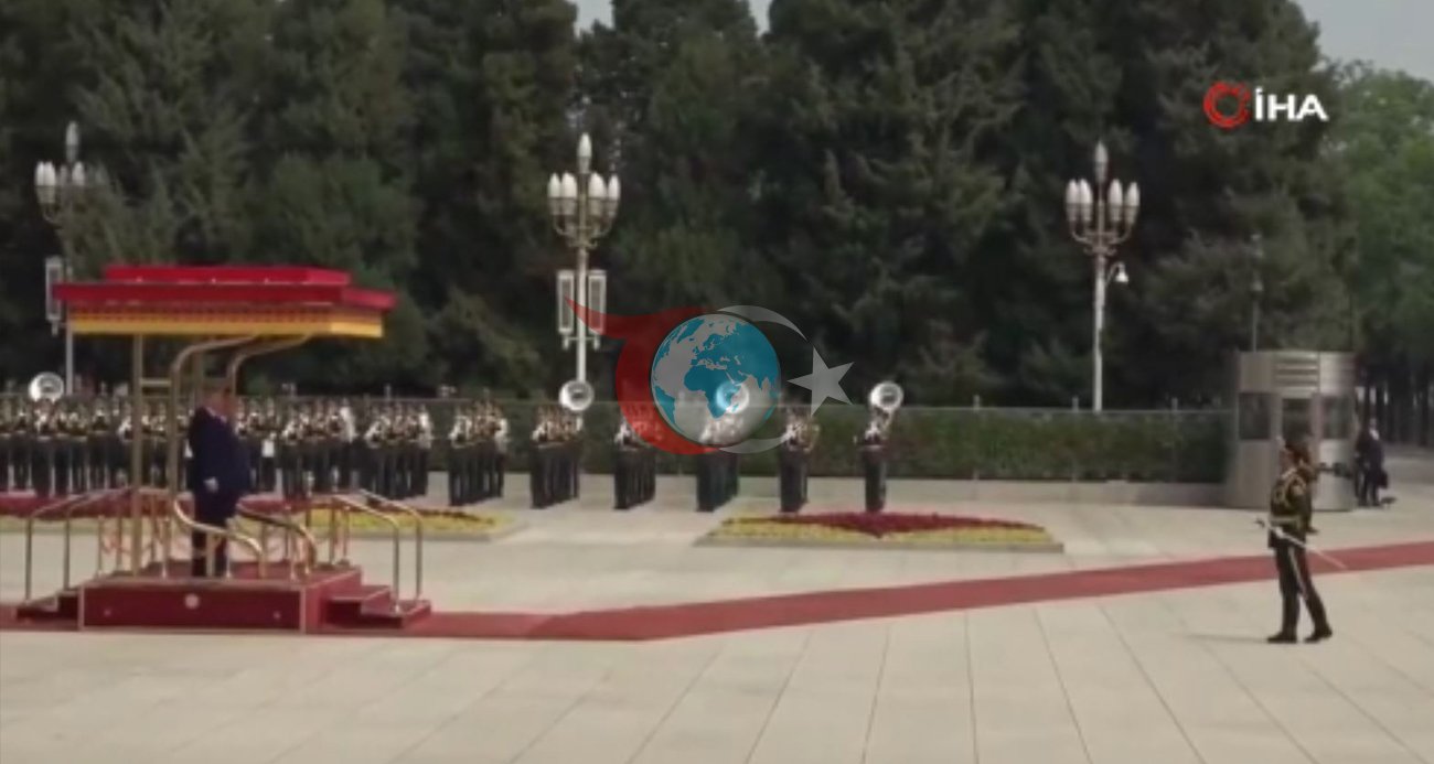 Xi Jinping ve Trump, Pekin'de Resmi Törenle Buluştu