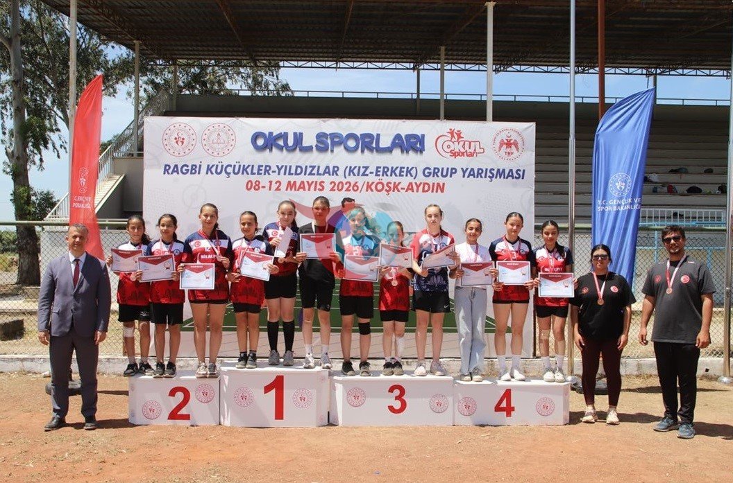 Köşk&rsquo;te Ragbi Küçükler Grup Yarışmalarında takımlar madalyalarına kavuştu