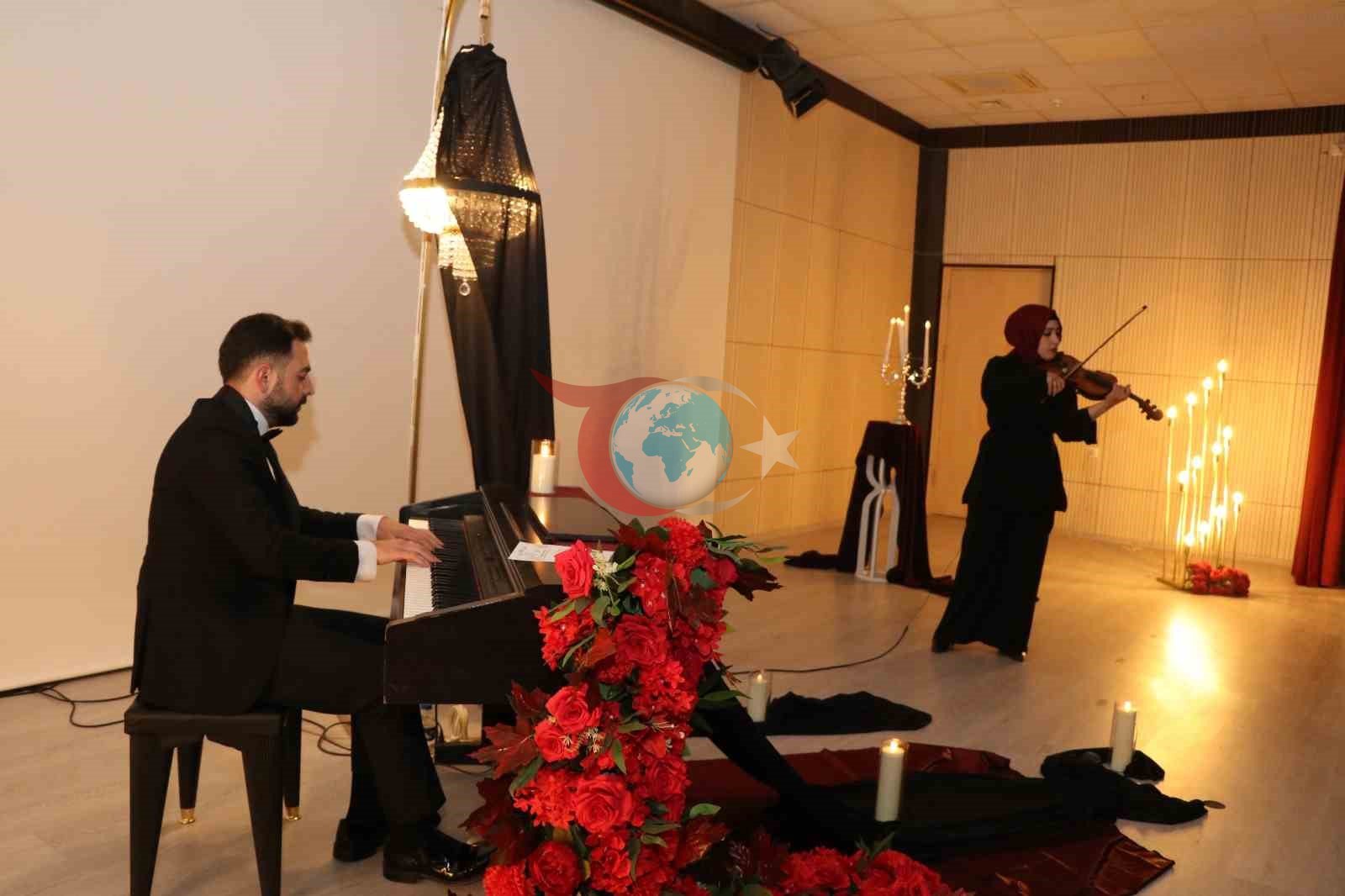 Oltu'da Gerçekleşen Piyano Resitali Sanatseverleri Büyüledi