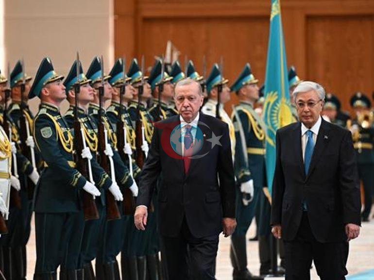 Cumhurbaşkanı Erdoğan, Kazakistan Cumhurbaşkanı Tokayev ile bir araya geldi