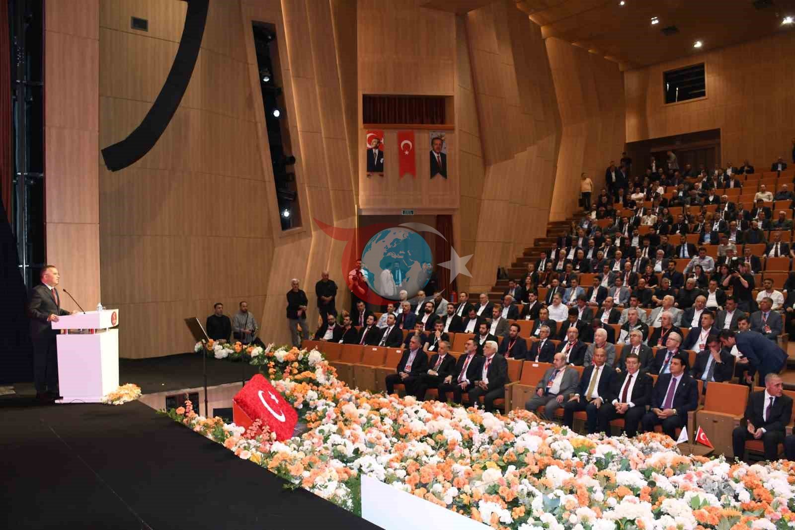 Cengiz Şimşek, oybirliği ile yeniden Gaziantep OSB başkanı seçildi