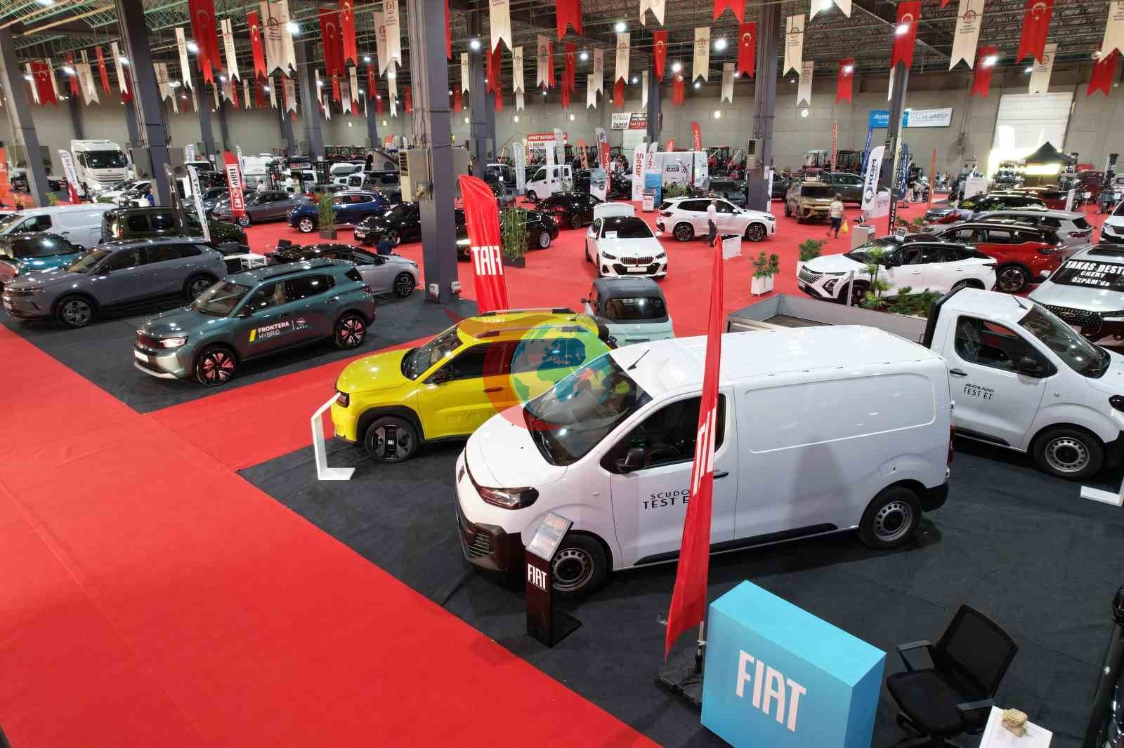 Denizli Otomotiv Fuarı Ziyaretçilerini Bekliyor: Yeni Araçlar ve Teknolojiler