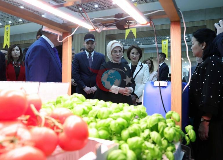 Əminə Ərdoğan Qazaxıstanda Sıfır Tullantı Təhsil Laboratoriyasını açdı
