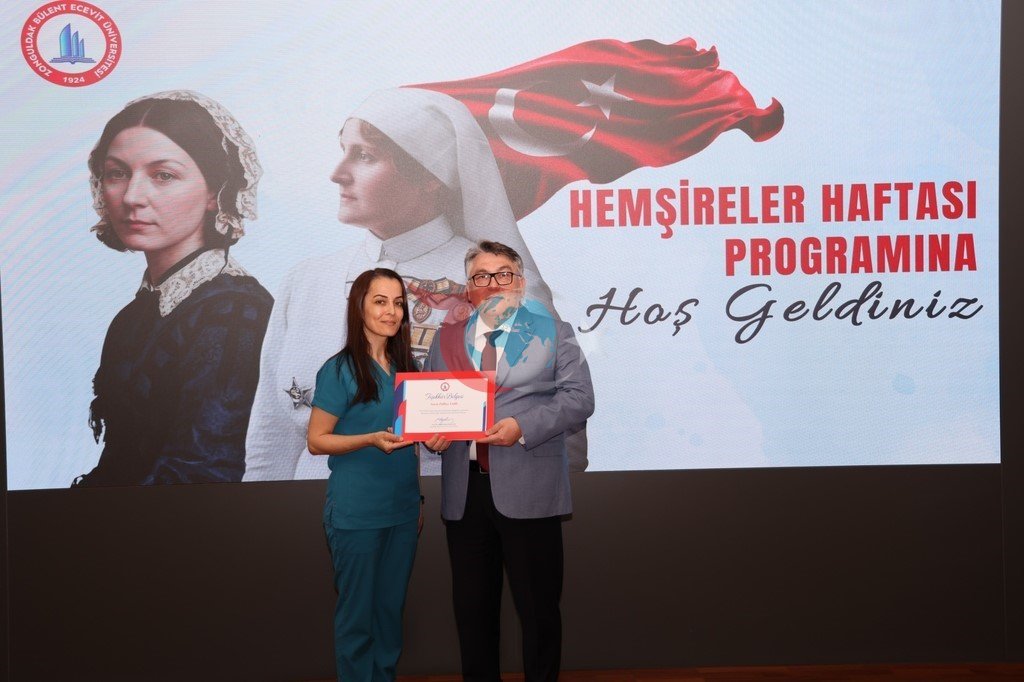 BEUN'da Hemşirelere Vefa: 20 Yılın Kahramanlarına Ödül