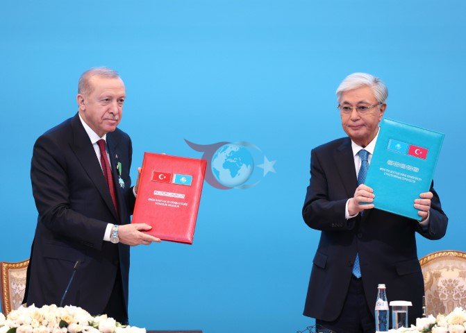 Türkiye ile Kazakistan arasında 13 anlaşma imzalandı