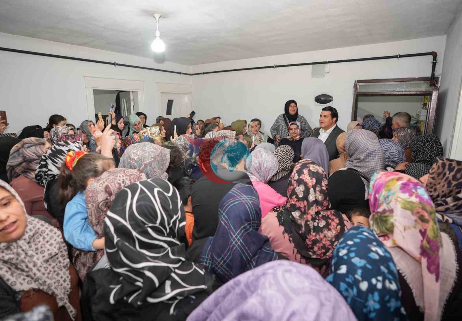 Başkan Yılmaz Şirinevler'de Kadınlarla Buluştu: Afet Sonrası Destek ve Yeni Projeler