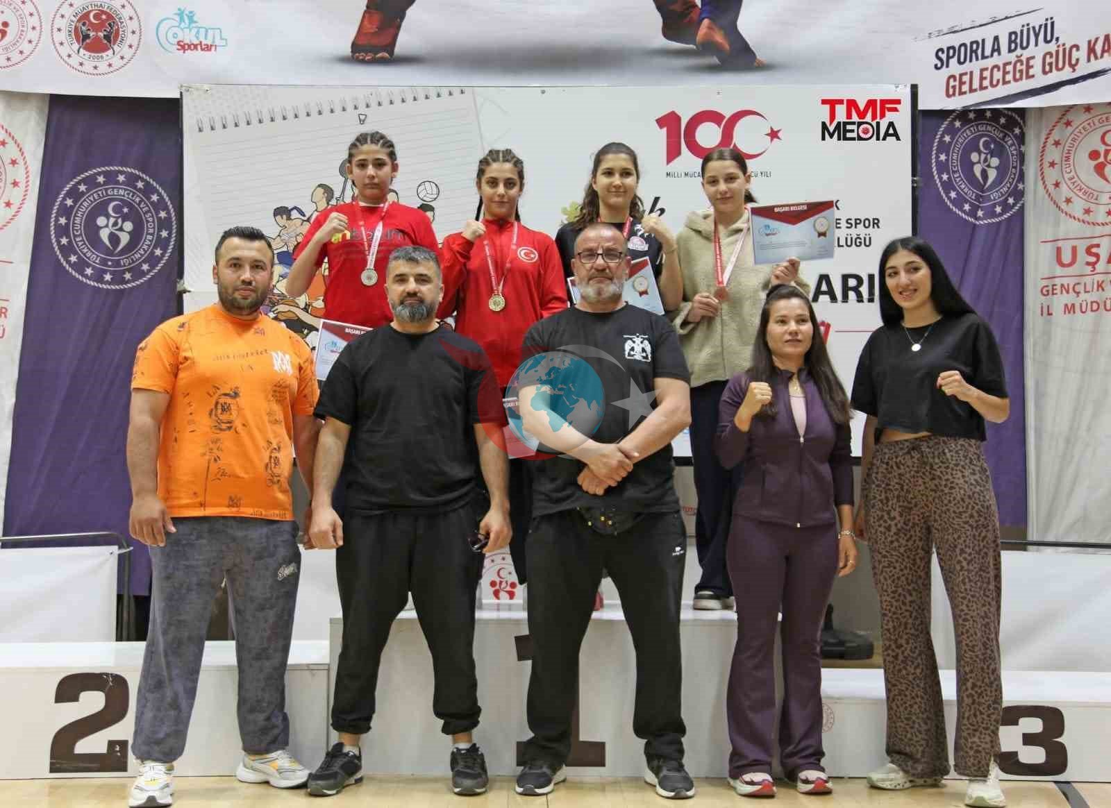 Aydınlı Sporcular Muaythai Şampiyonası'nda Parladı