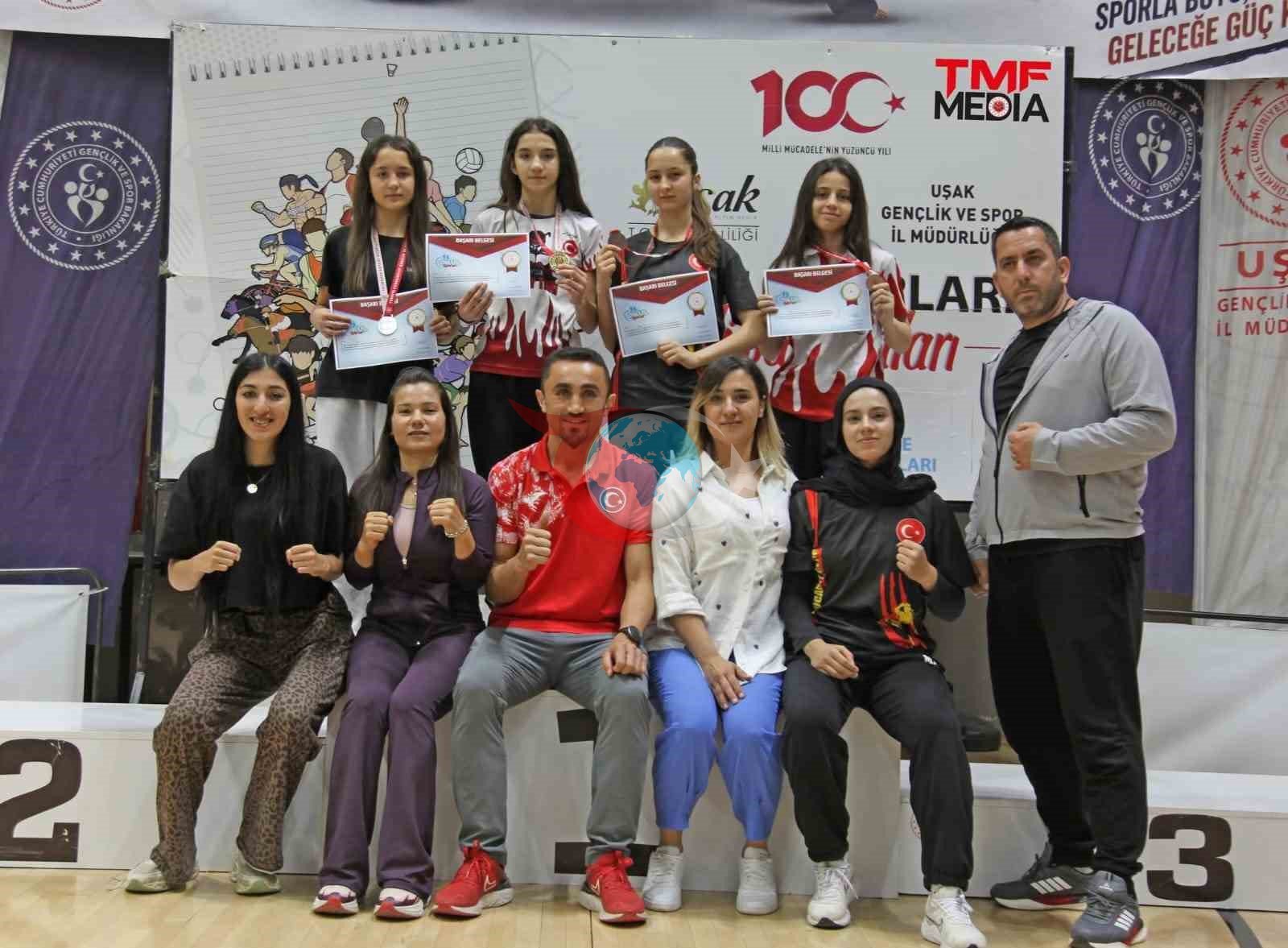 Aydınlı sporcular Uşak&rsquo;tan madalya ile döndü