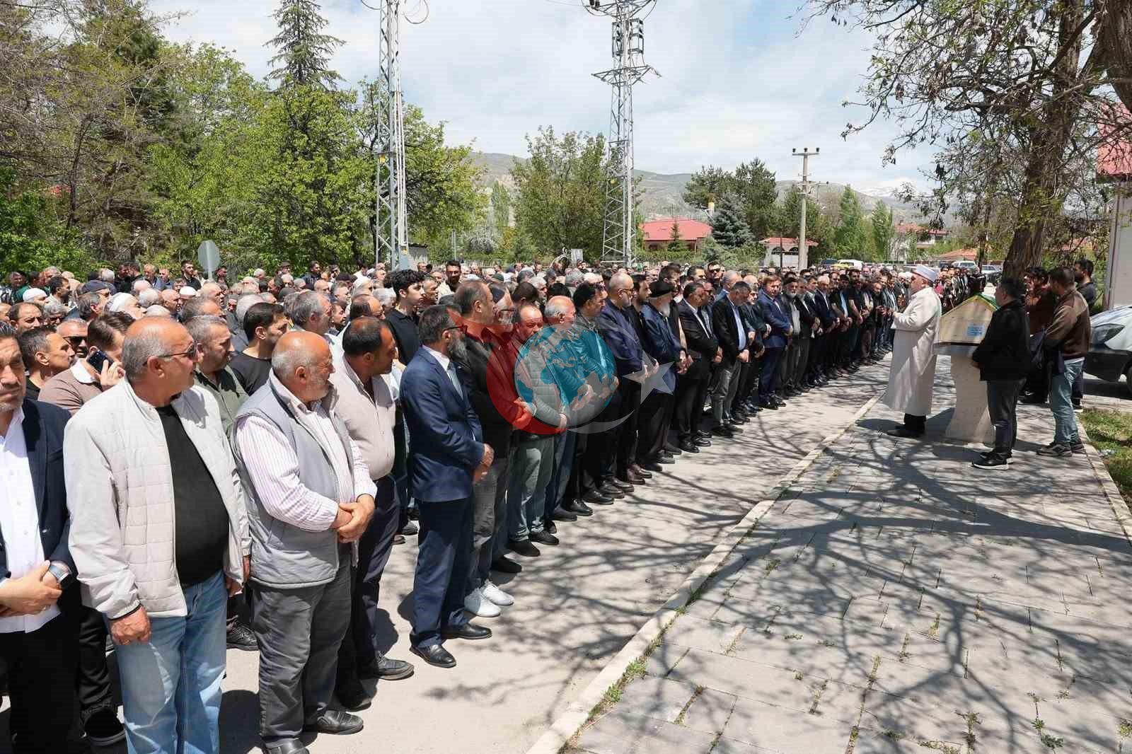 Vali Aydoğdu, İstanbul'da Süleyman Keskin'in Cenazesine Katıldı