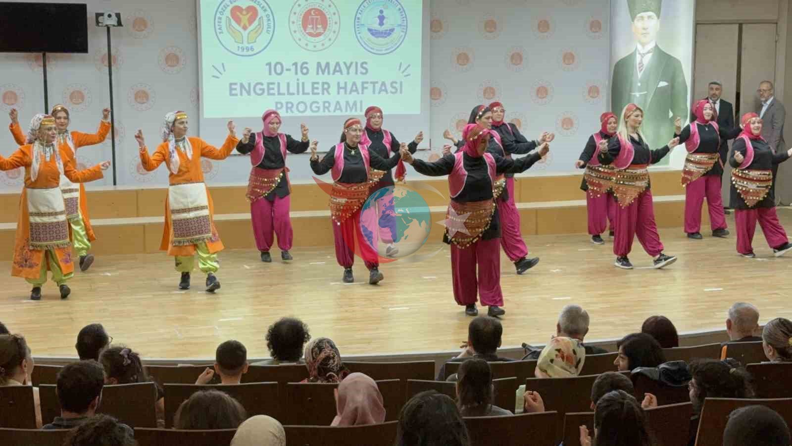 Samsun'da Özel Etkinlik: Velilerden Halk Oyunları Gösterisi