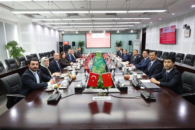 Bakan Kurum Çin’de Türkiye’nin COP31 vizyonunu ve asrın inşa seferberliği tecrübesini anlattı - Resim: 0