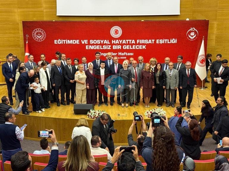 Bakan Göktaş: Kamuda görev yapan engelli memur sayısı 82 bin 880e ulaştı