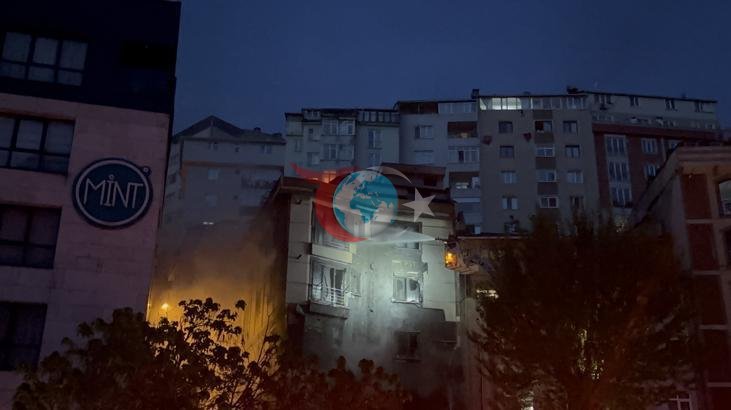 Şişli'de Yangın Tehlikesi: Motosiklet Alevleri Yükseltti