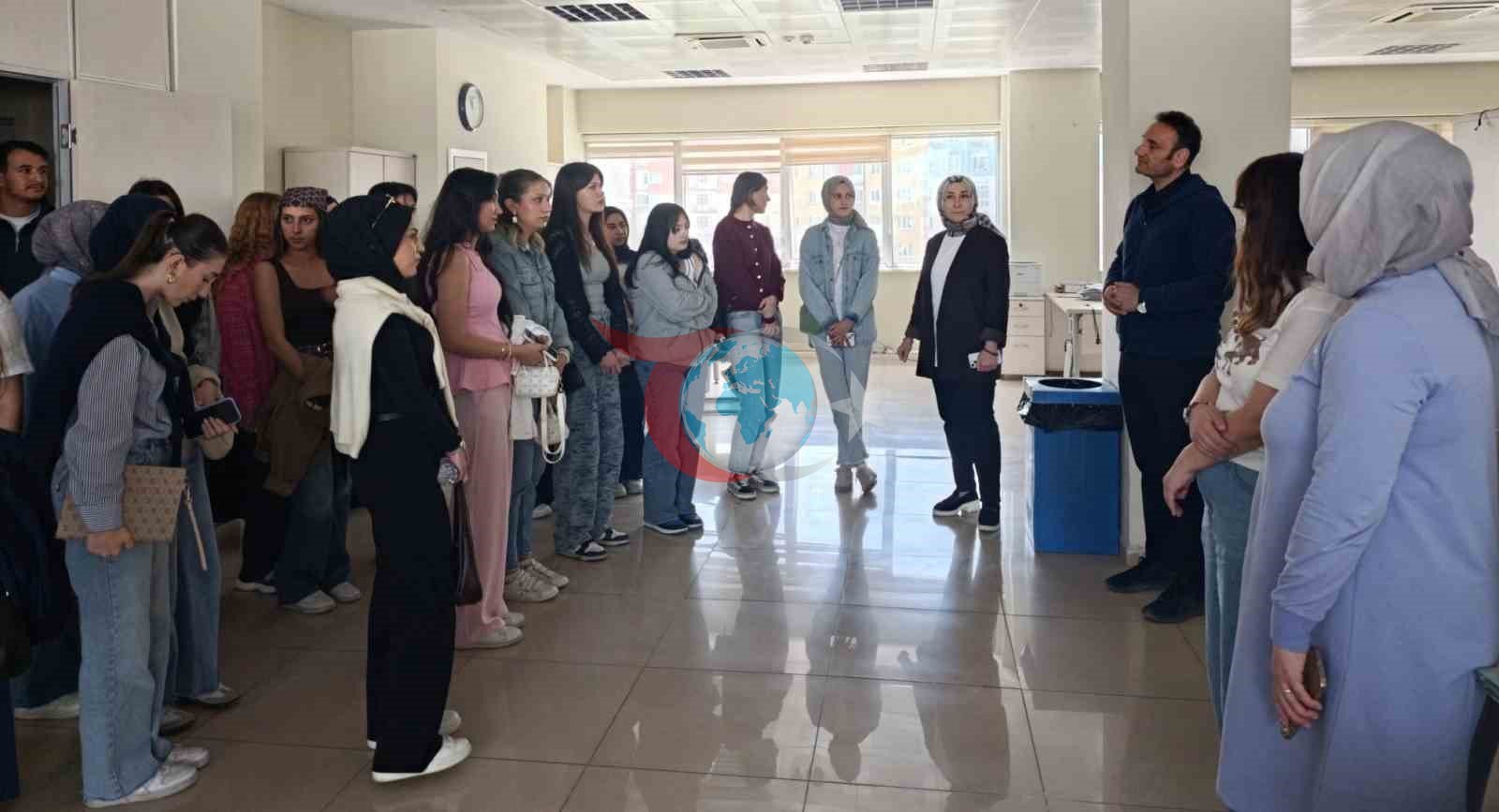 DPÜ Öğrencilerinden SGK'ya Anlamlı Ziyaret