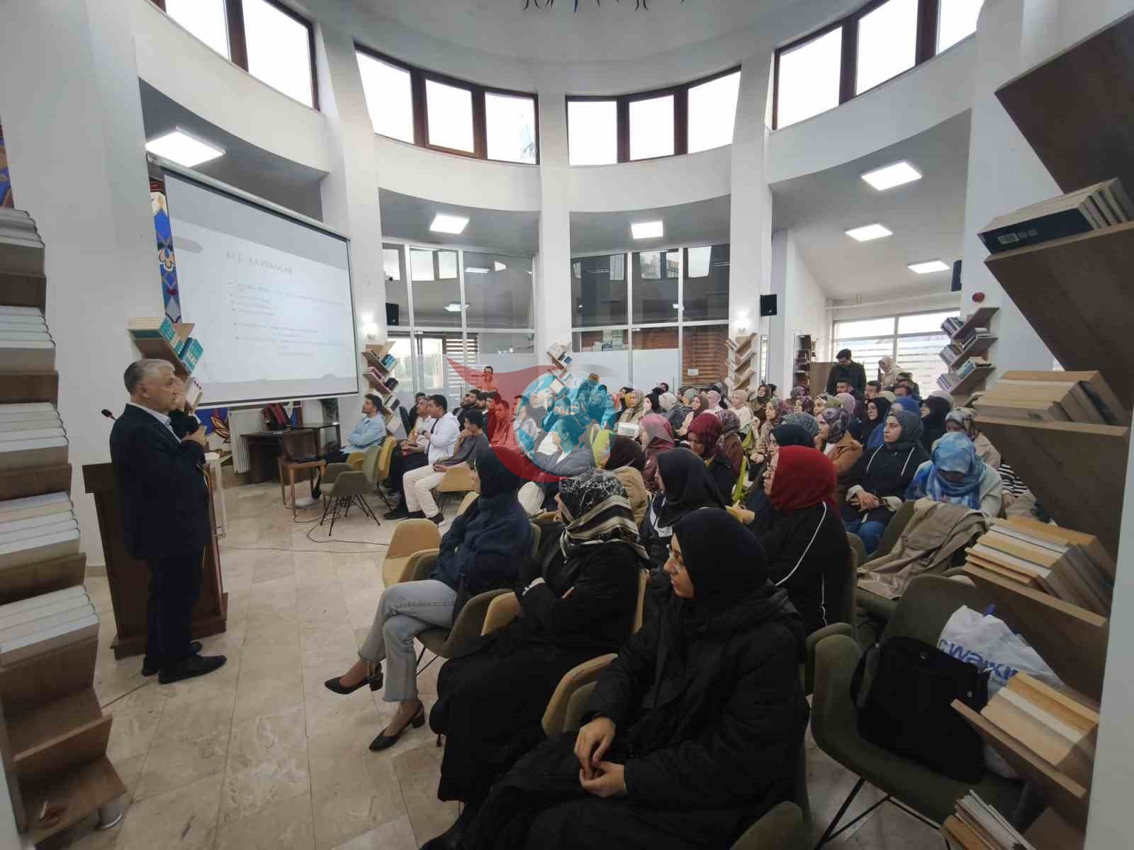 Afyonkarahisar'da 'Aile Okulu' Etkinlikleri İlgi Görüyor
