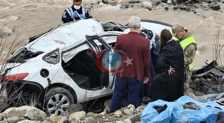 Erzincan'da Araç Dereye Uçtu: İki Ölü, Bir Yaralı