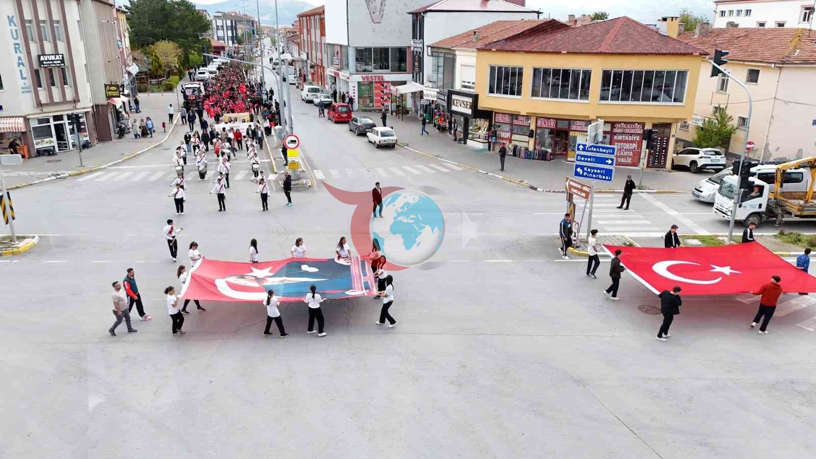 19 May Entuziazm Tomarzada Gənclik Yürüşü ilə Başladı
