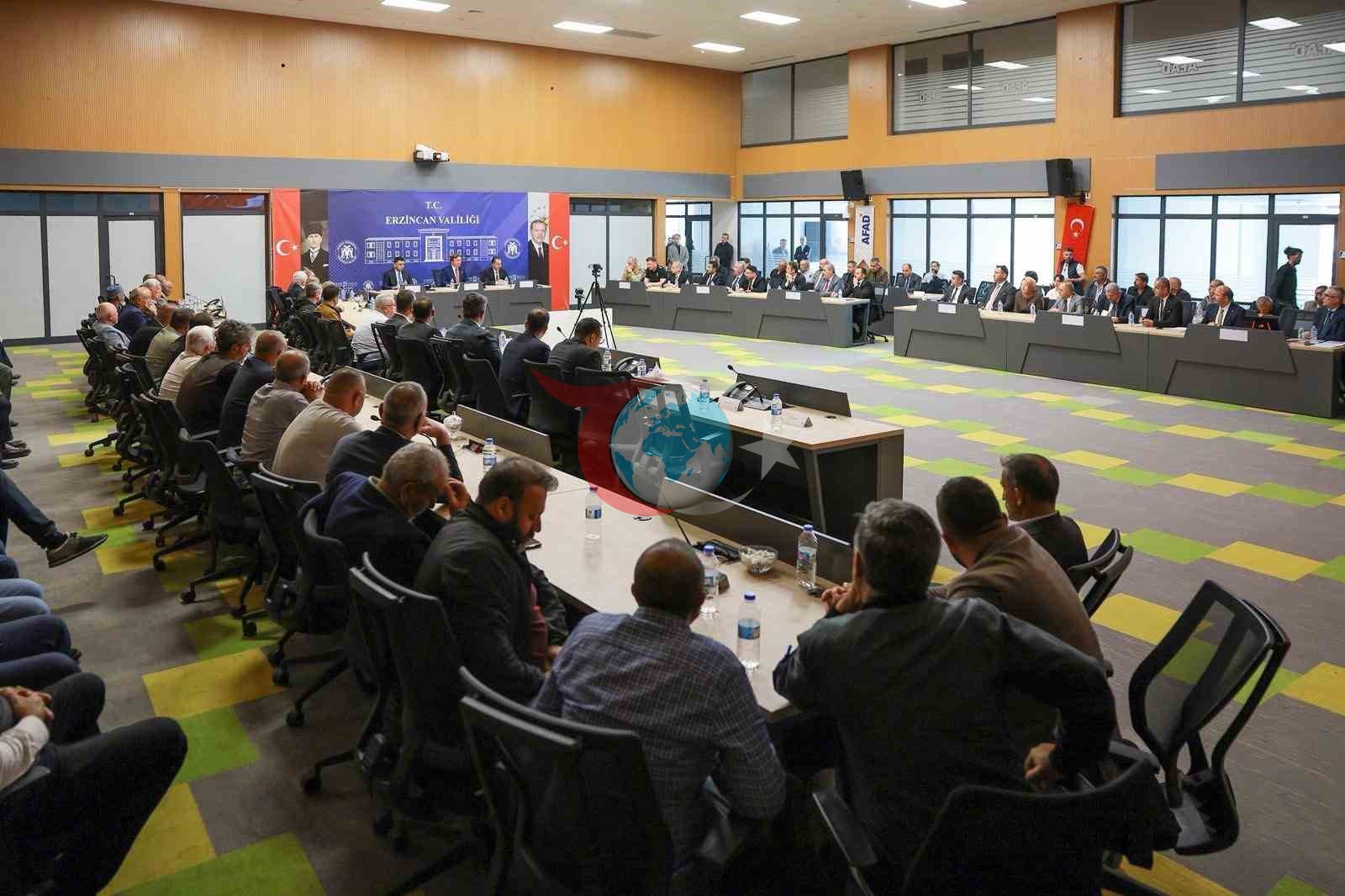Erzincan'da Köylere Hizmet Götürme Birliği Toplandı