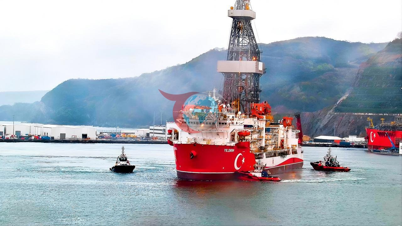 Yıldırım sondaj gemisi ilk görevi için Filyos'tan demir aldı