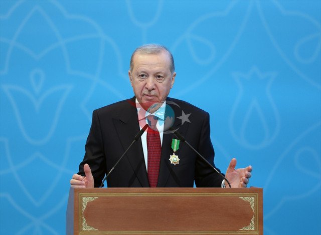 Prezident Hoca Əhməd