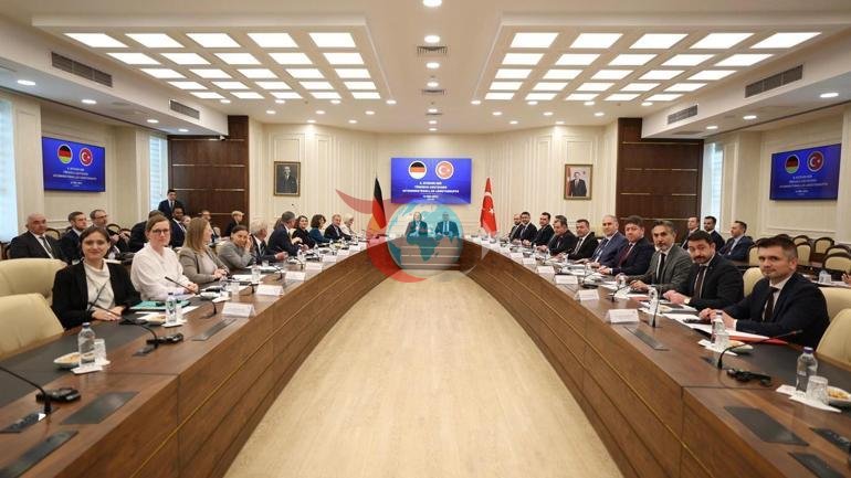 Bakan Işıkhan, Alman mevkidaşı Bas ile bir araya geldi