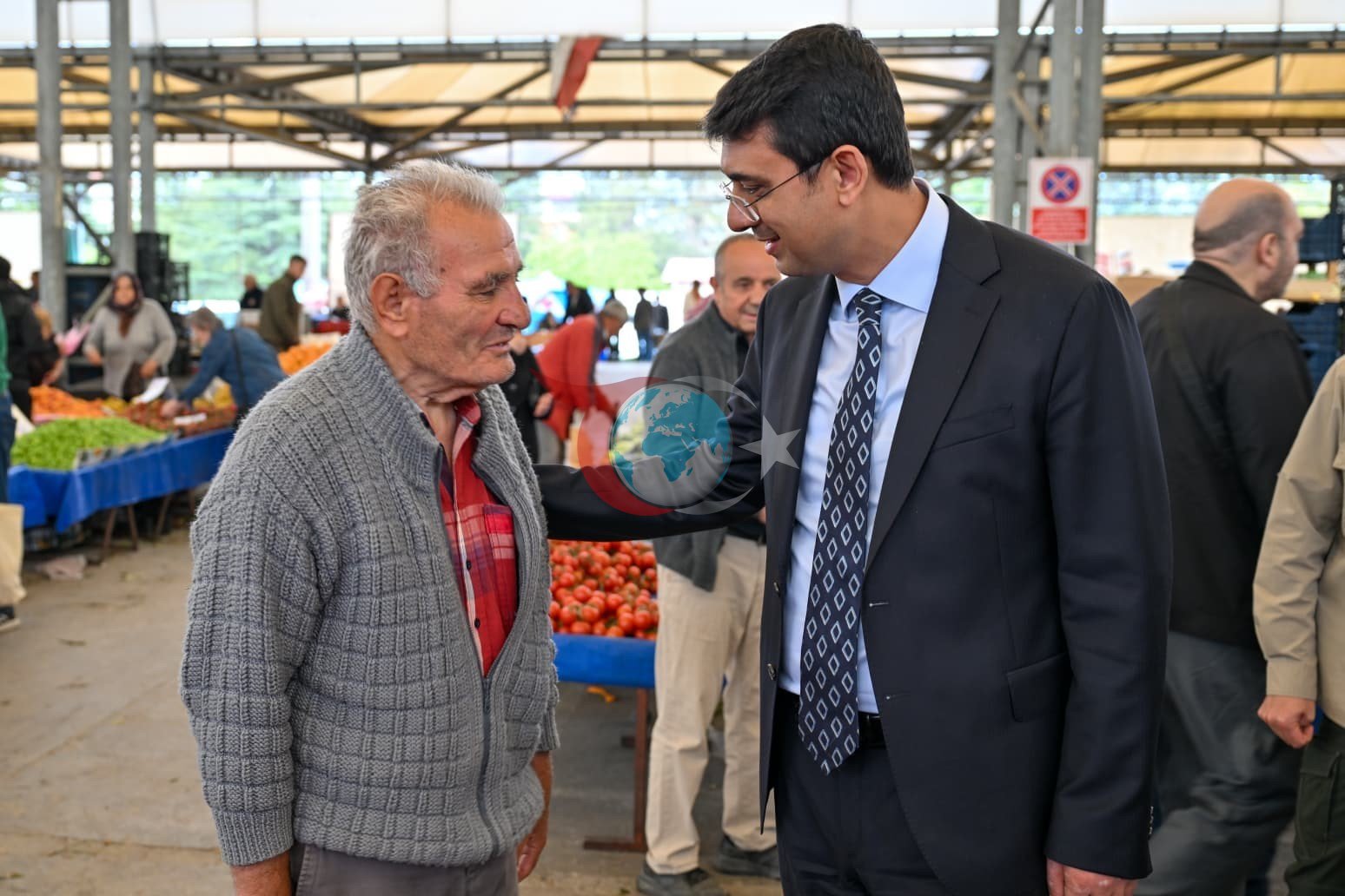 Vali Kartal Sığorta Bölgəsi Bazarını ziyarət etdi