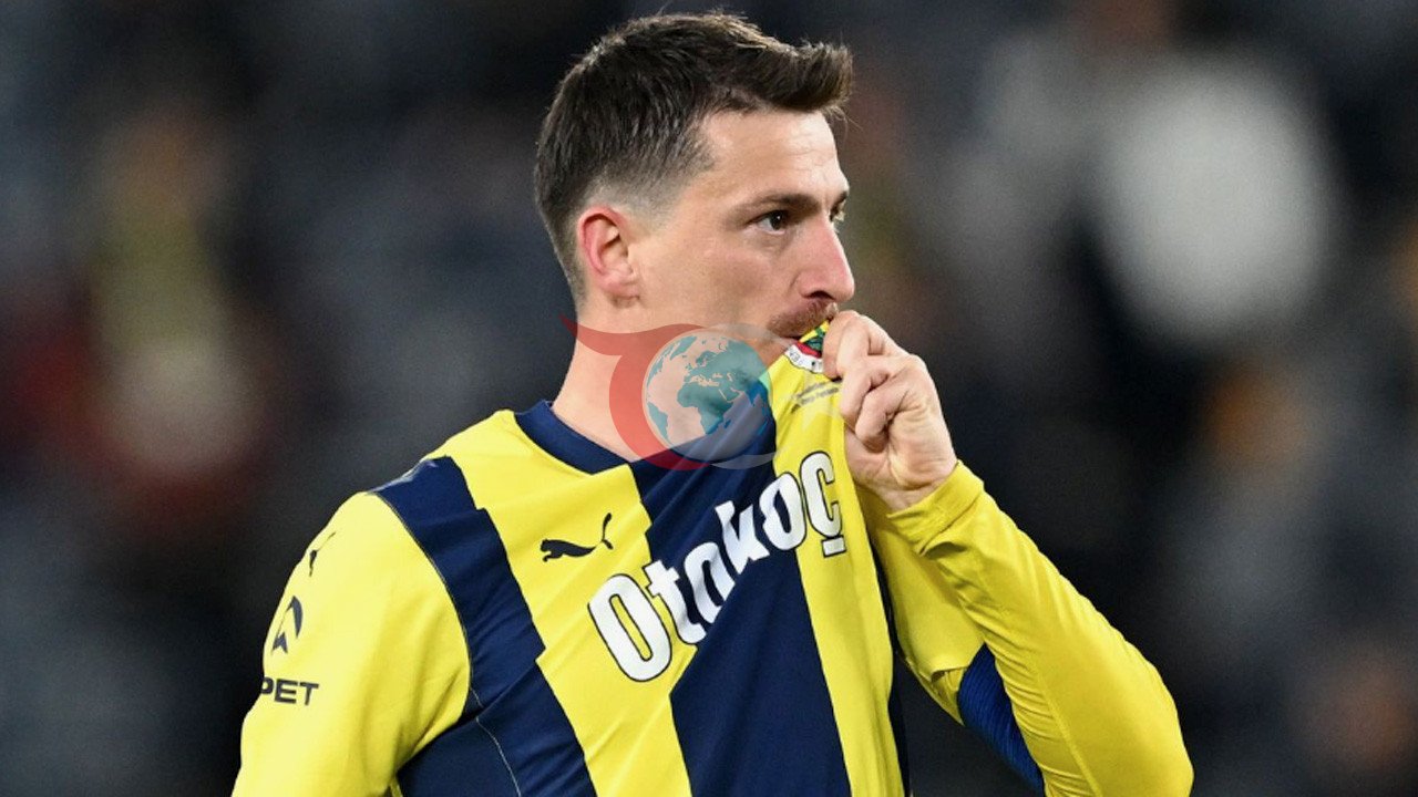 Mert Hakan Yandaş'tan Fenerbahçe'ye Duygusal Fedakarlık