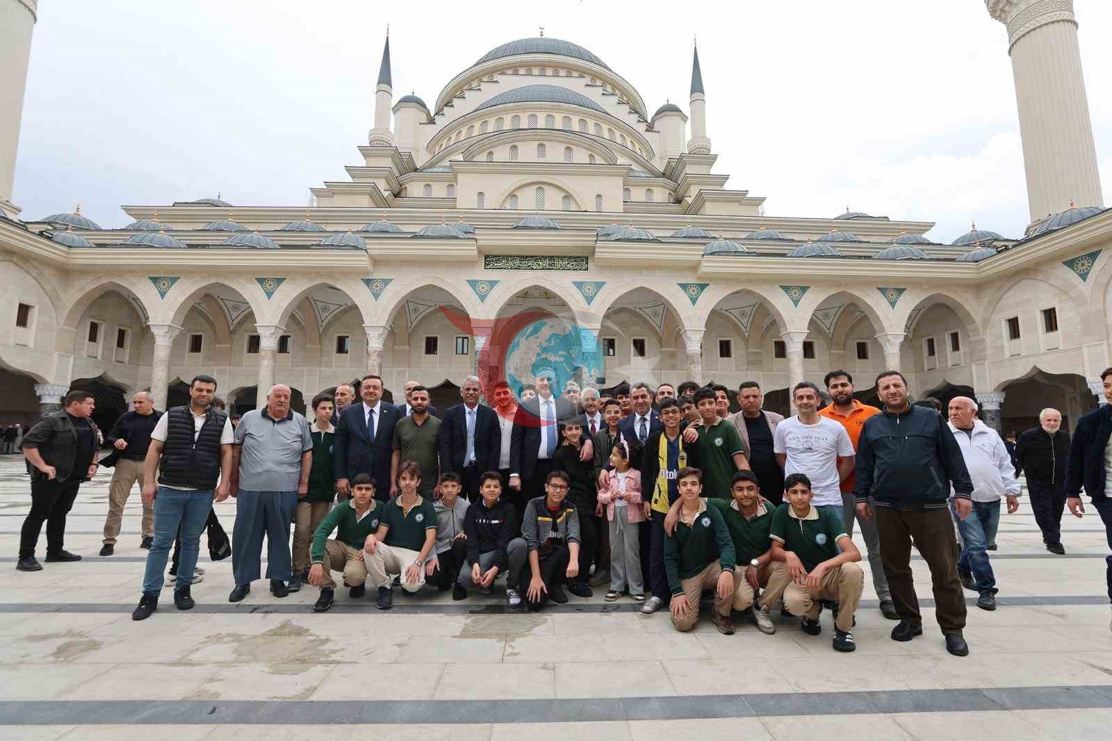 Şahinbey'de Gençlerle Anlamlı Buluşma: Maneviyat ve Eğitim