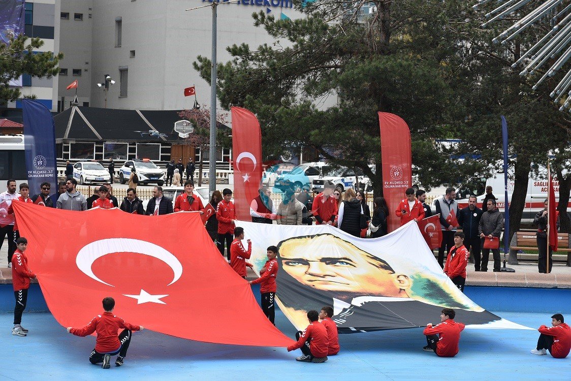 Erzurum'da Gençlik Haftası Coşkuyla Başladı