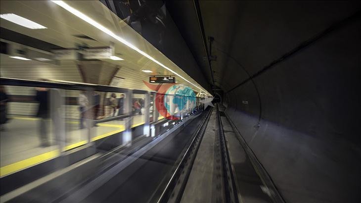 İstanbul'da Metro Seferlerinde Teknik Aksaklıklar Yaşanıyor