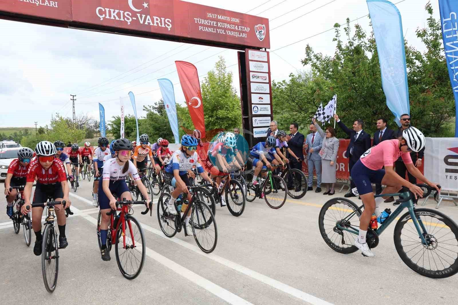 Gaziantep'te Türkiye Yol Yarışı Rüzgarı: 361 Sporcu Yarışıyor