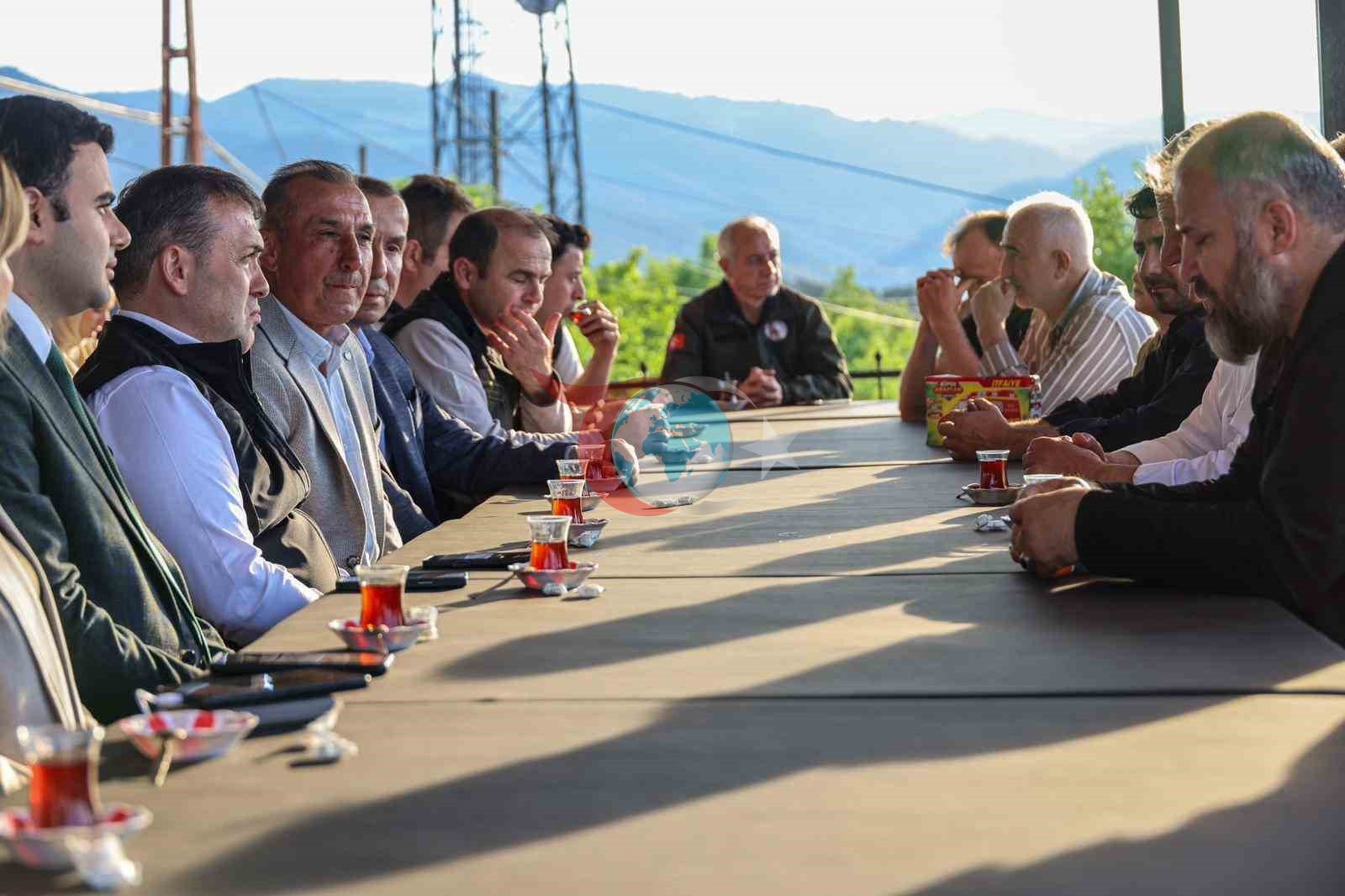 Vali Sözer'den Ciciler Köyü'nde Yangın Sonrası İnceleme