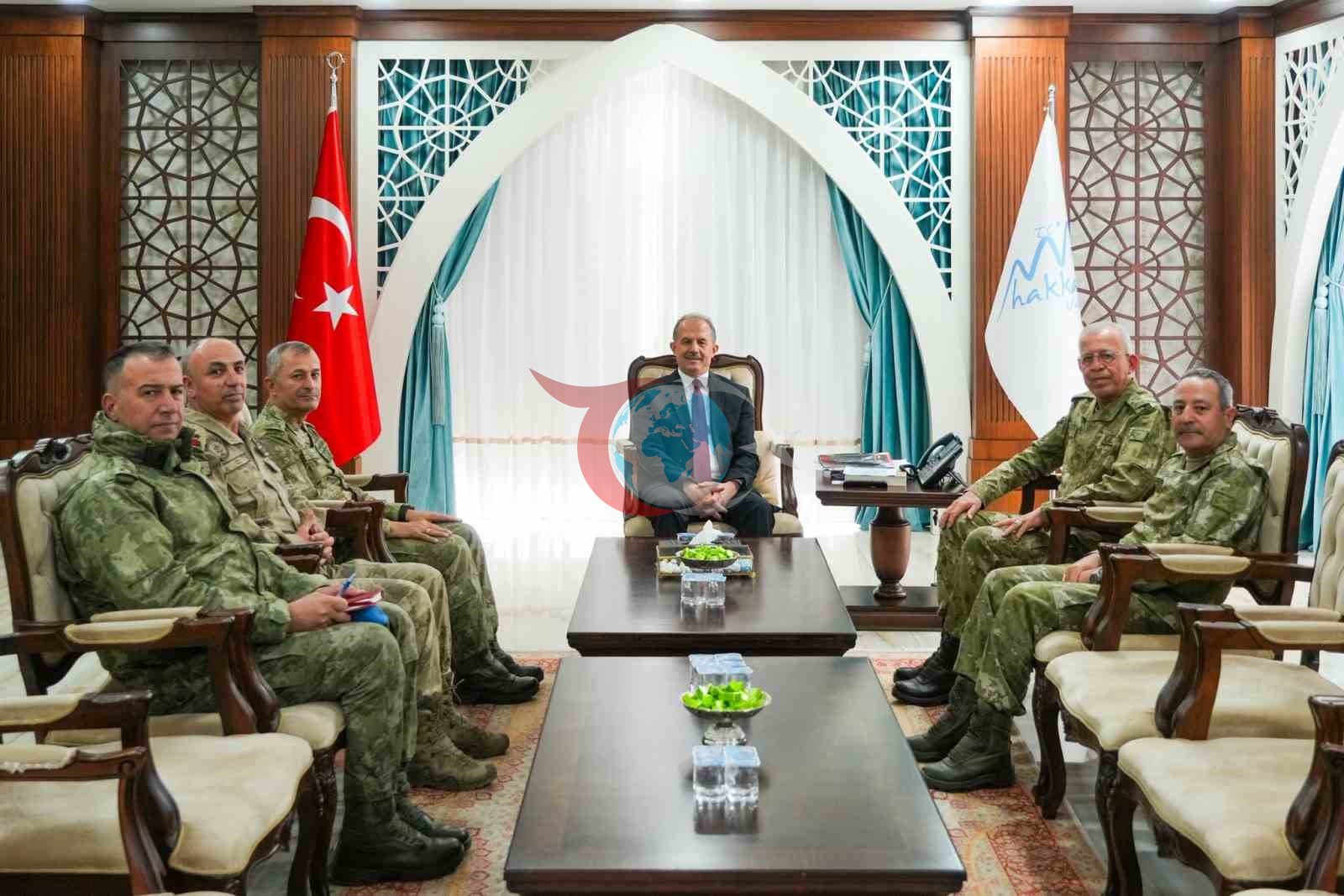 Korgeneral Topaloğlu'ndan Hakkâri Valiliği'ne Önemli Ziyaret
