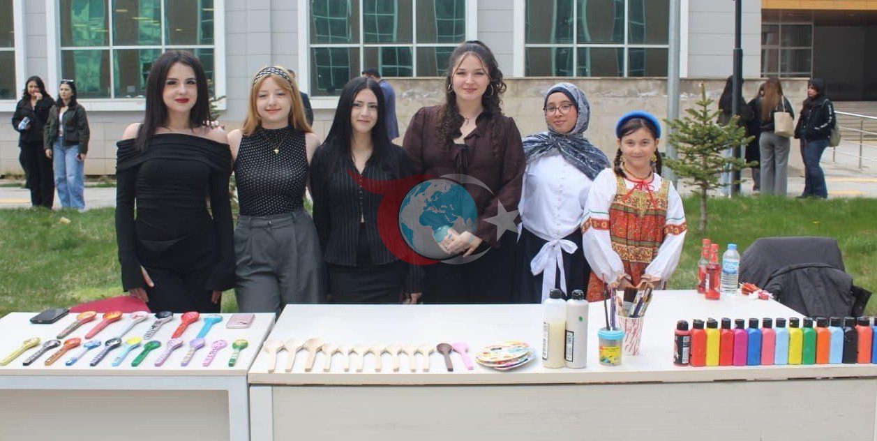 Atatürk Üniversitesi'nde Maslenitsa Coşkusu Yaşandı