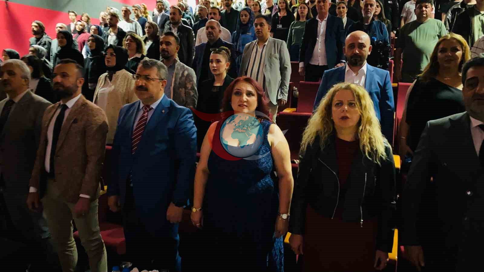 İletişim öğrencileri sektör temsilcileriyle buluştu