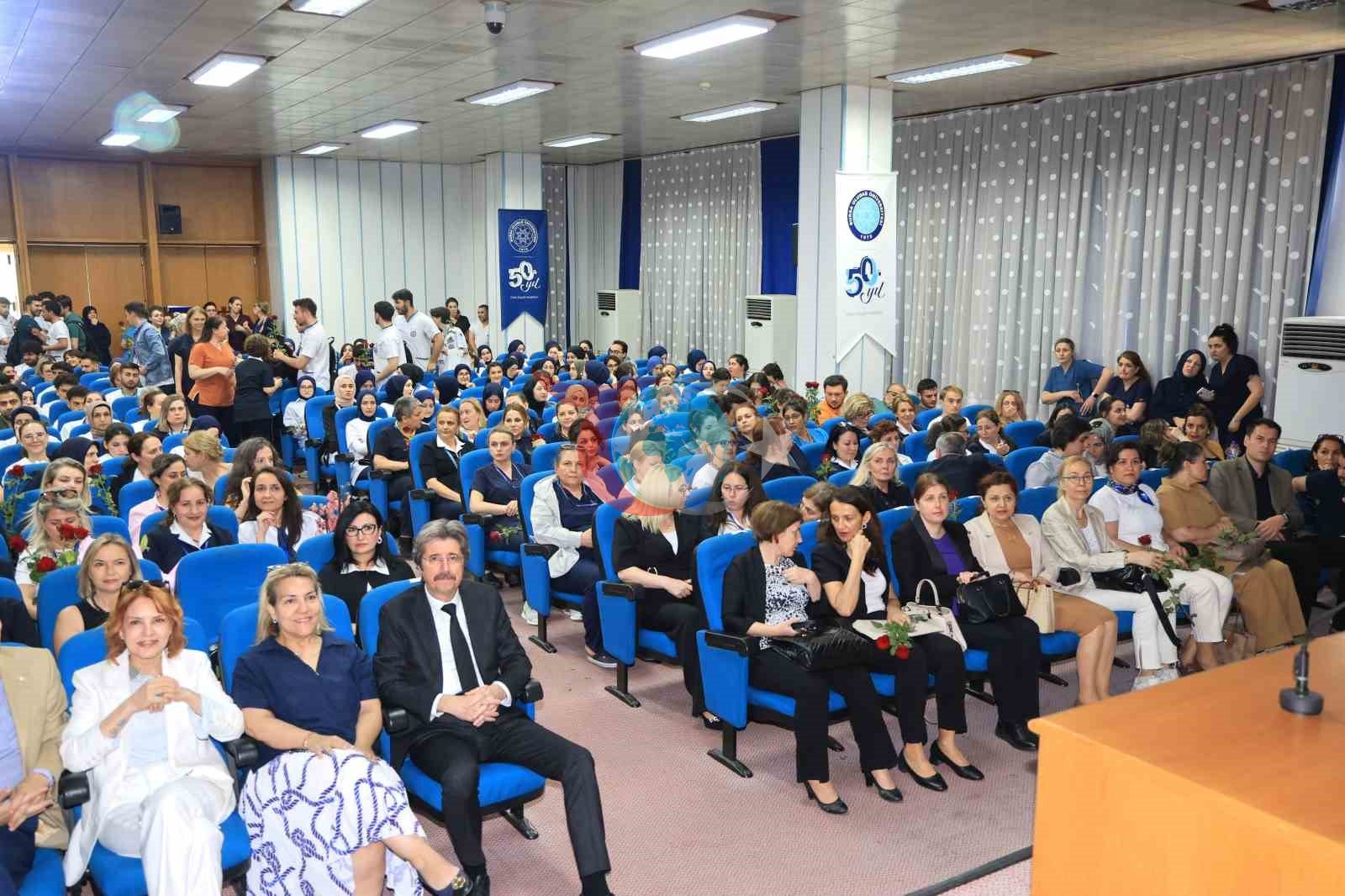 BUÜ'de Hemşirelik Haftası: Sağlıkta Şefkatin ve Bilimin Buluşması