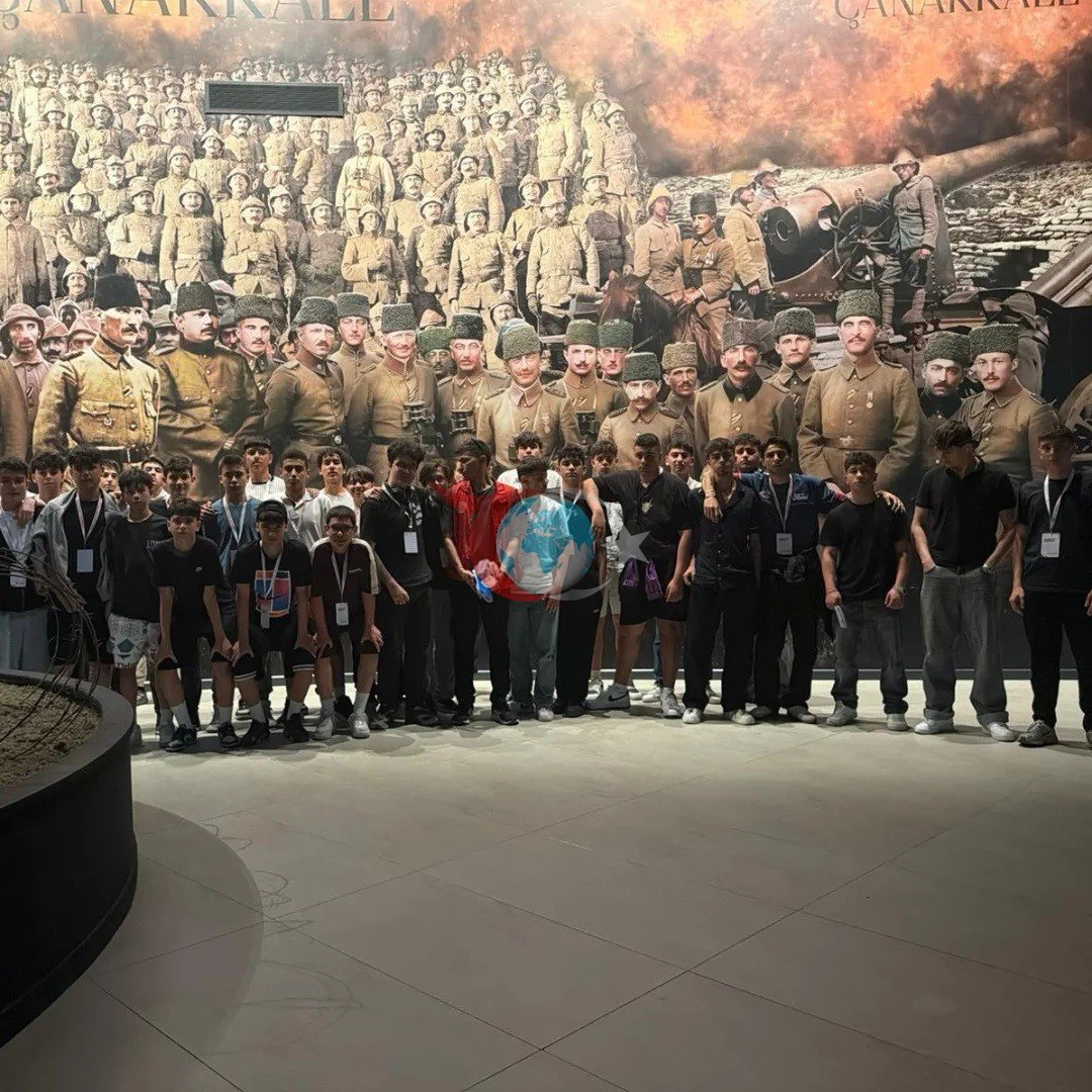 Menteşeli gönüllü gençlerden Çanakkale’ye anlamlı ziyaret