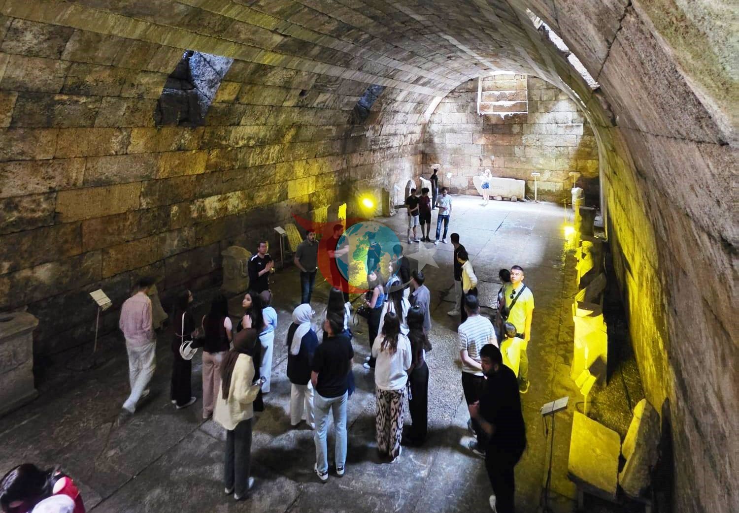 Hisarcık MYO öğrencileri Aizanoi Antik Kenti’ni gezdi