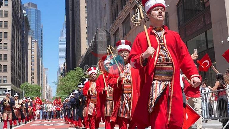 New Yorkta 43. Türk Günü Yürüyüşü coşkuyla kutlandı