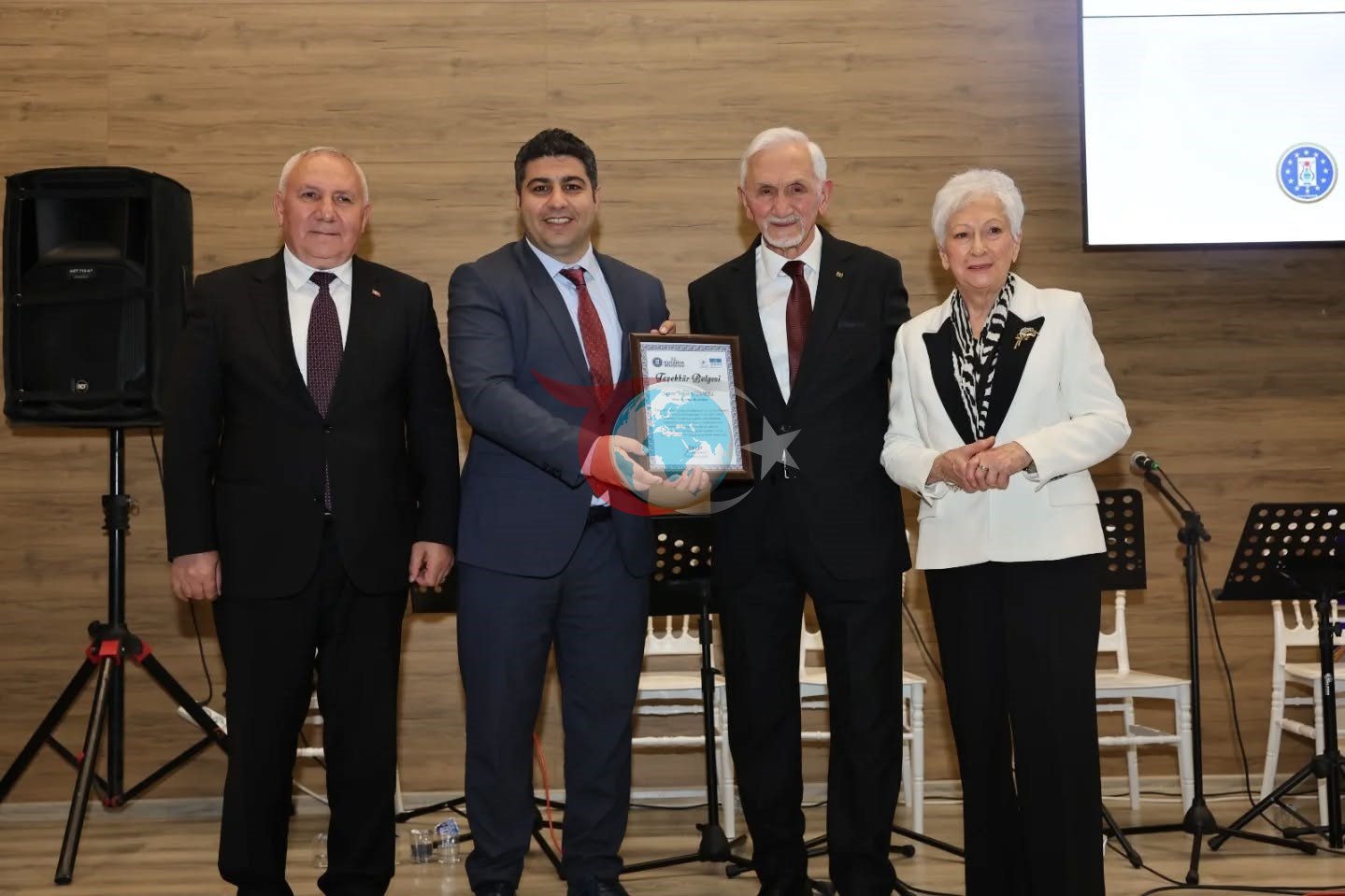 Tekin Uğurel'e Kütahya'da Duygusal Saygı Gecesi