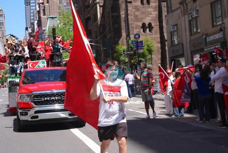 43-cü Türk Günü Paradı Nyu Yorkda coşğu ilə qeyd olundu