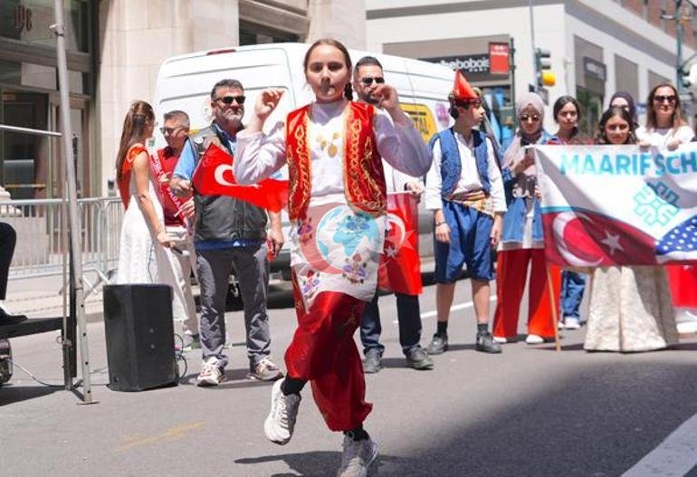 Nyu Yorkda 43-cü Türk Günü Paradı coşğu ilə qeyd olundu